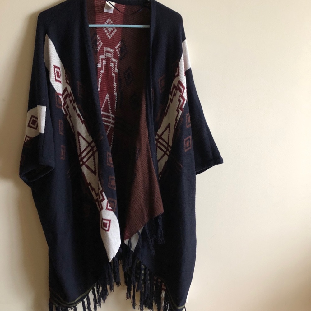 Anthropologie fringe boho shawl / poncho